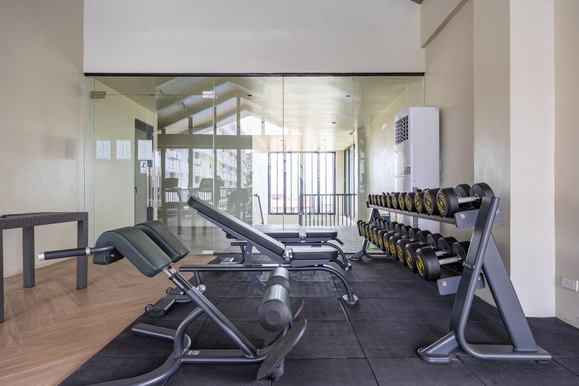 Amani 133,3 Minutes To Airport,With Gym & Pool,Fast Wi-Fi, Free Netflix Apartman Lapu-Lapu City Kültér fotó